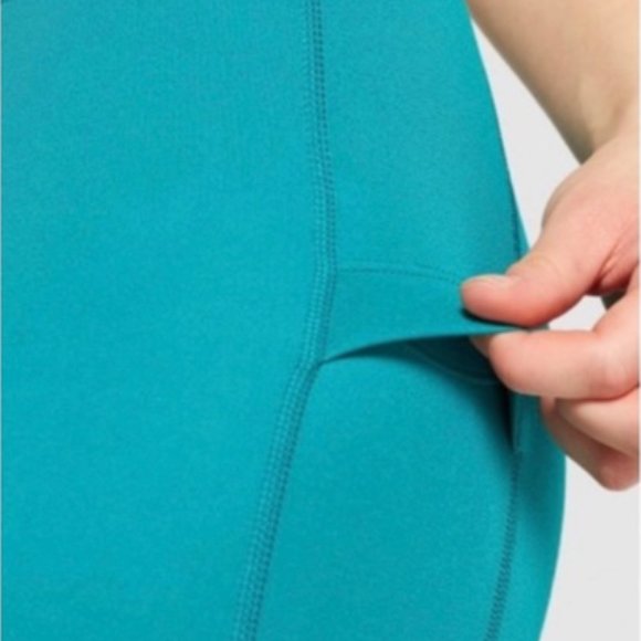 Gymshark Illumination Leggings - Emerald (size medium/30-31) - Picture 6 of 8